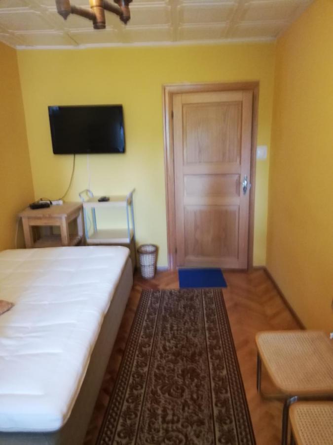 U Sowy Hotel Kolobrzeg Luaran gambar